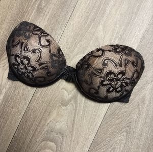 Wonderbra nude and black lace strapless push up bra size 34C